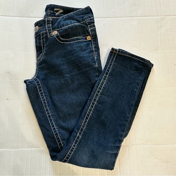 Seven7 | Dark Wash Skinny Jeans w/ Thick Stitch Detail & Light Fade | Size 6 - Picture 2 of 10